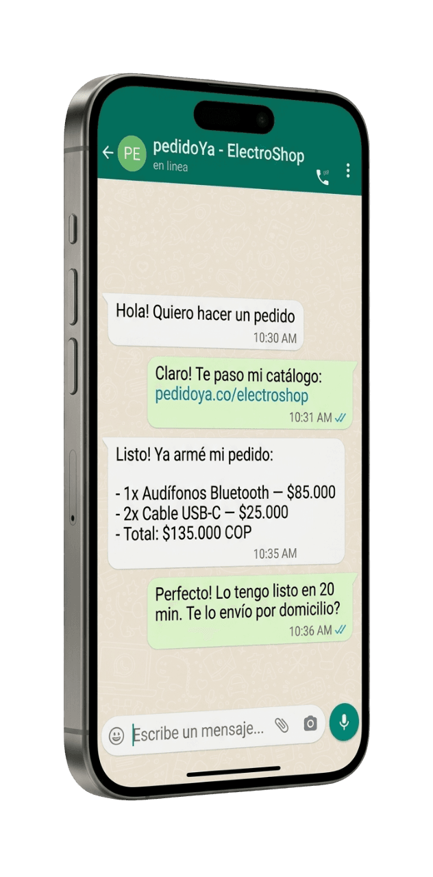 iPhone mostrando chat de WhatsApp con pedido de pedidoYa